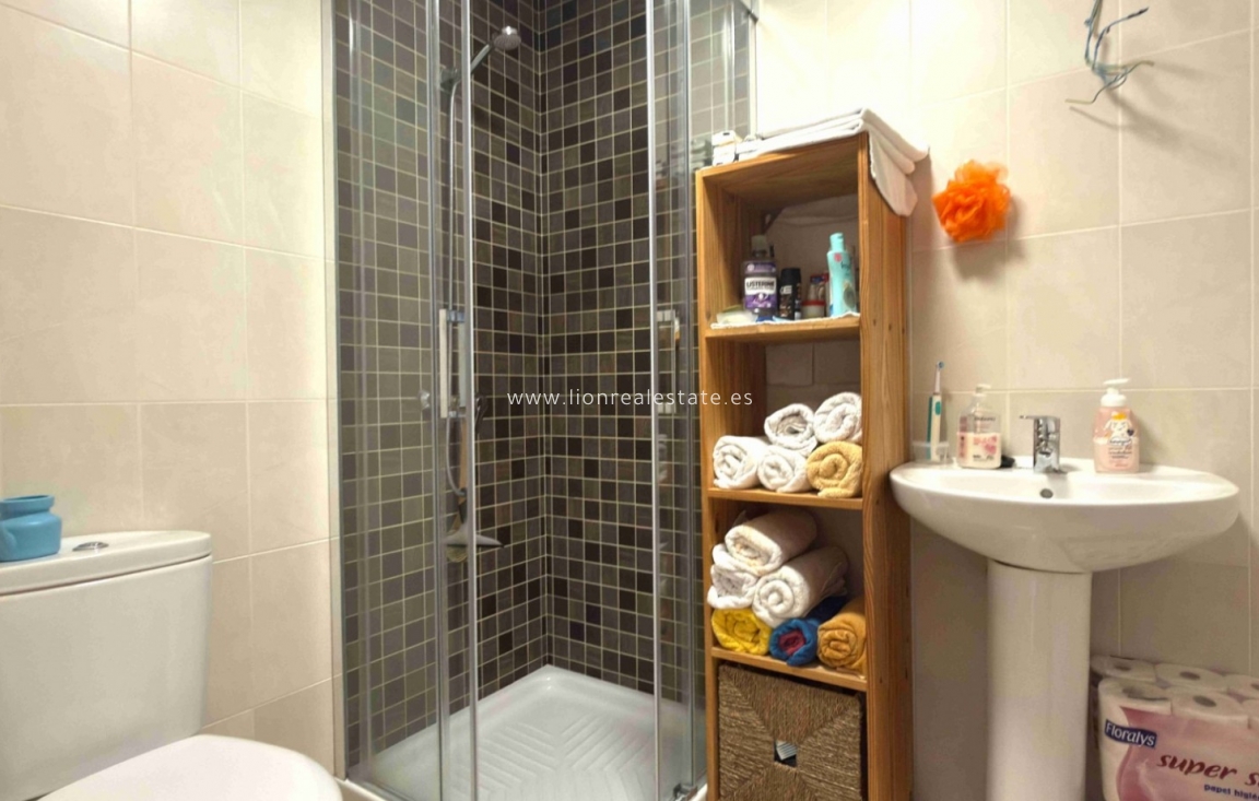 Reventa - Apartamento / piso - San Miguel de Salinas