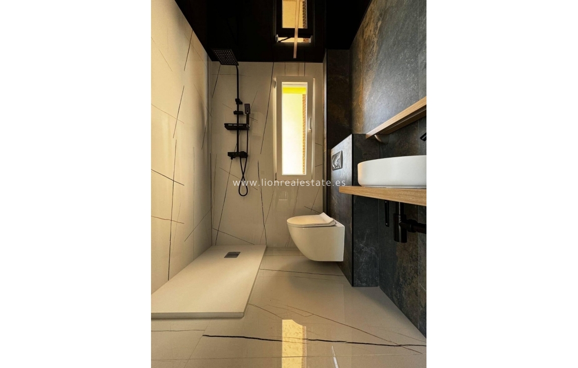 Reventa - Apartamento / piso - San Pedro del Pinatar - Lo pagan