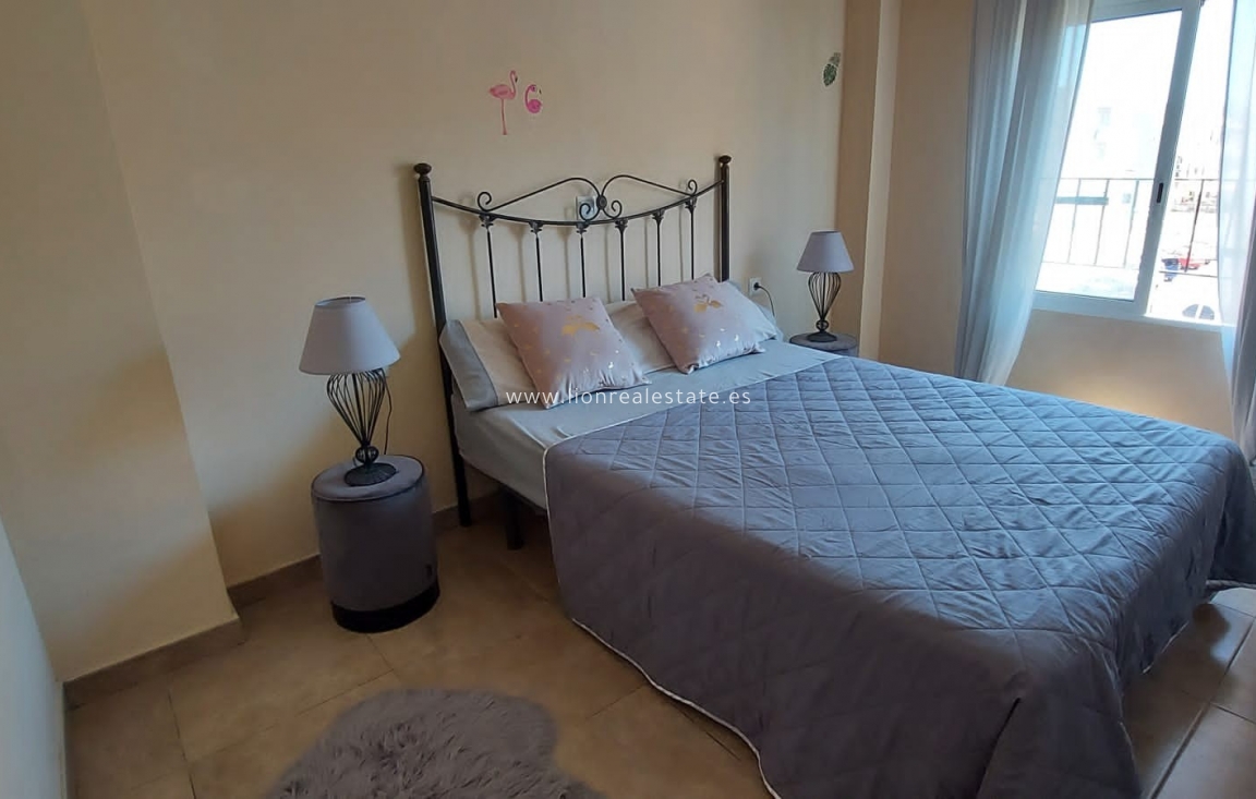 Reventa - Apartamento / piso - Santa Pola - Santiago Bernabeu