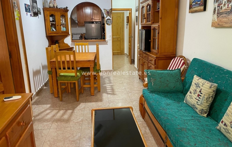 Reventa - Apartamento / piso - Torrevieja - Centro