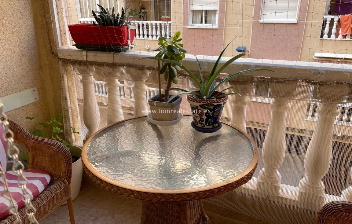 Reventa - Apartamento / piso - Torrevieja - Centro