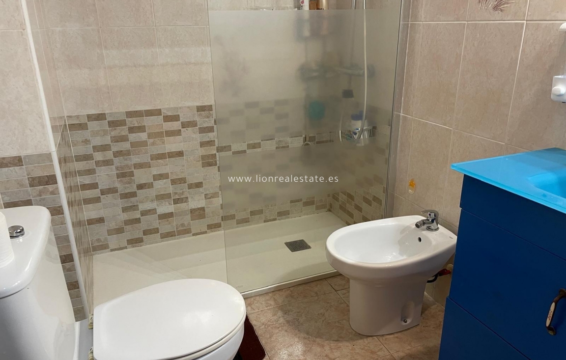 Reventa - Apartamento / piso - Torrevieja - Centro