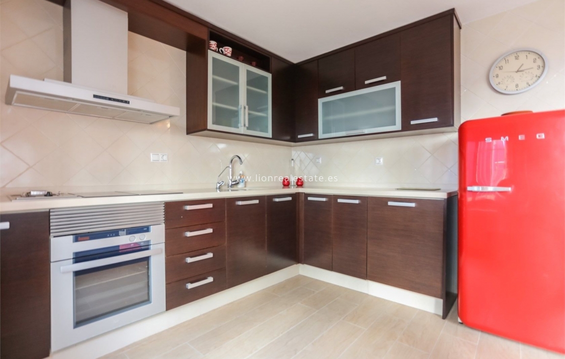 Reventa - Apartamento / piso - Torrevieja - Centro