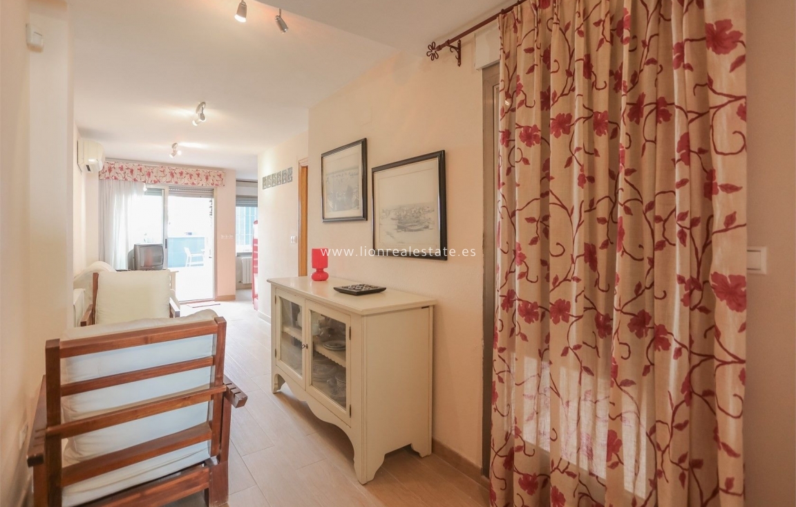 Reventa - Apartamento / piso - Torrevieja - Centro