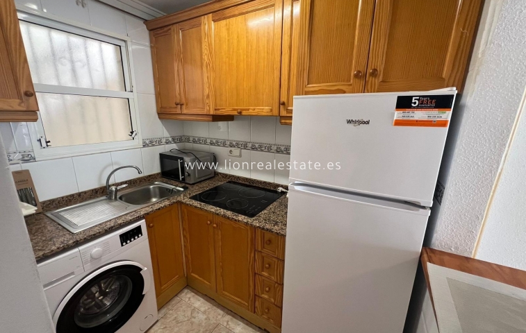 Reventa - Apartamento / piso - Torrevieja - Centro