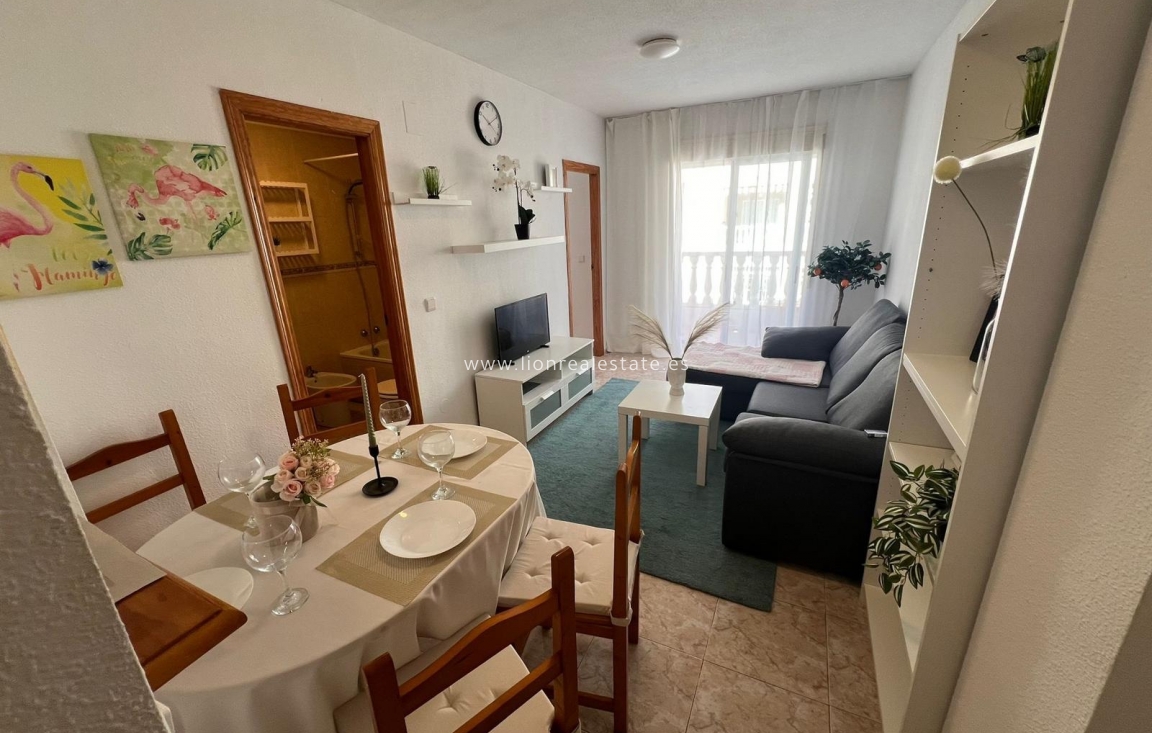 Reventa - Apartamento / piso - Torrevieja - Centro