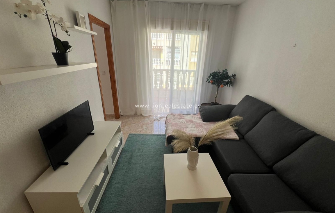 Reventa - Apartamento / piso - Torrevieja - Centro