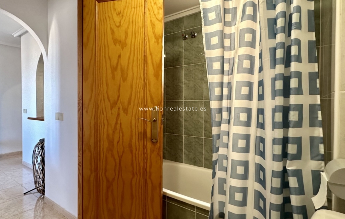 Reventa - Apartamento / piso - Torrevieja - El Molino