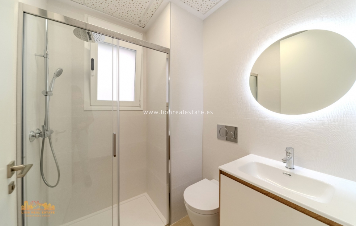 Reventa - Apartamento / piso - Torrevieja - Los Locos