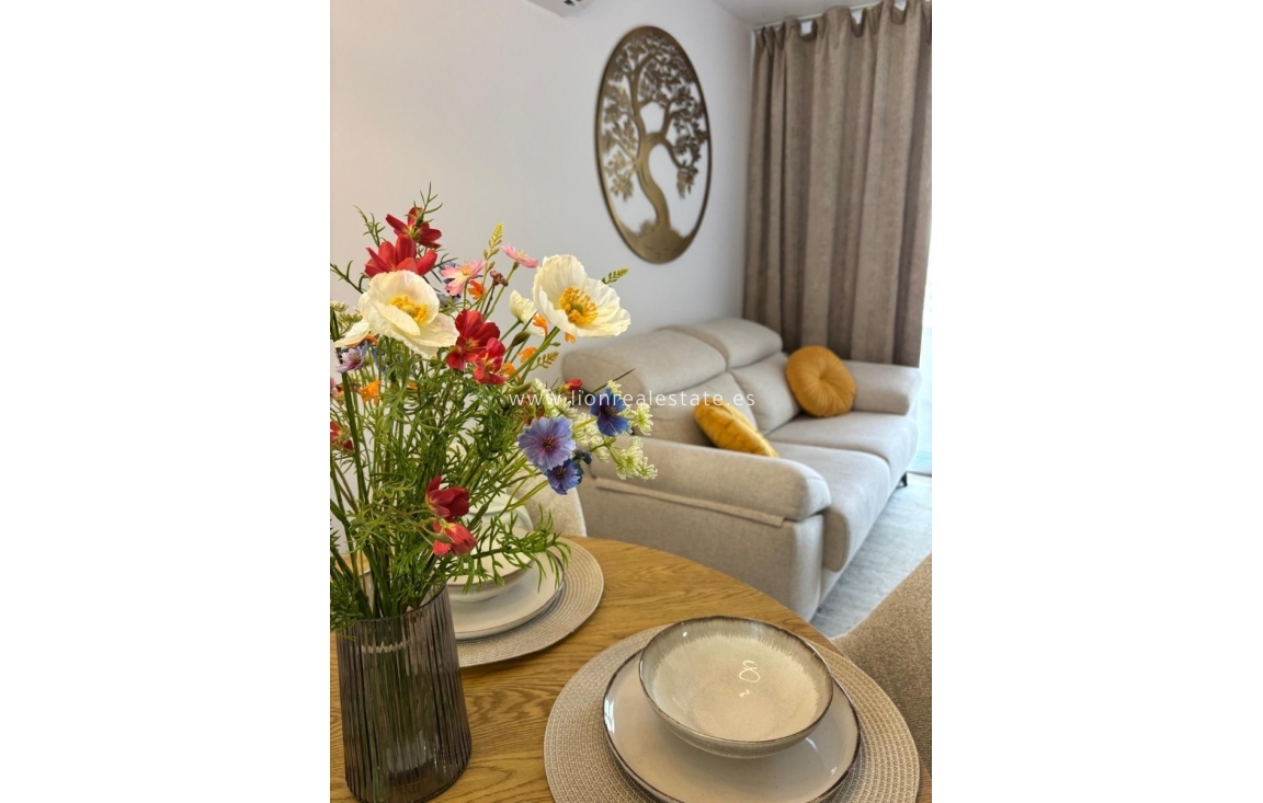 Reventa - Apartamento / piso - Torrevieja - Nueva Torrevieja - Aguas Nuevas