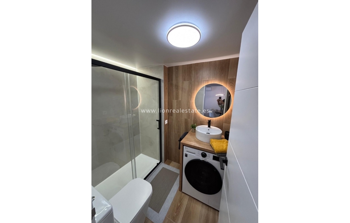 Reventa - Apartamento / piso - Torrevieja - Nueva Torrevieja - Aguas Nuevas