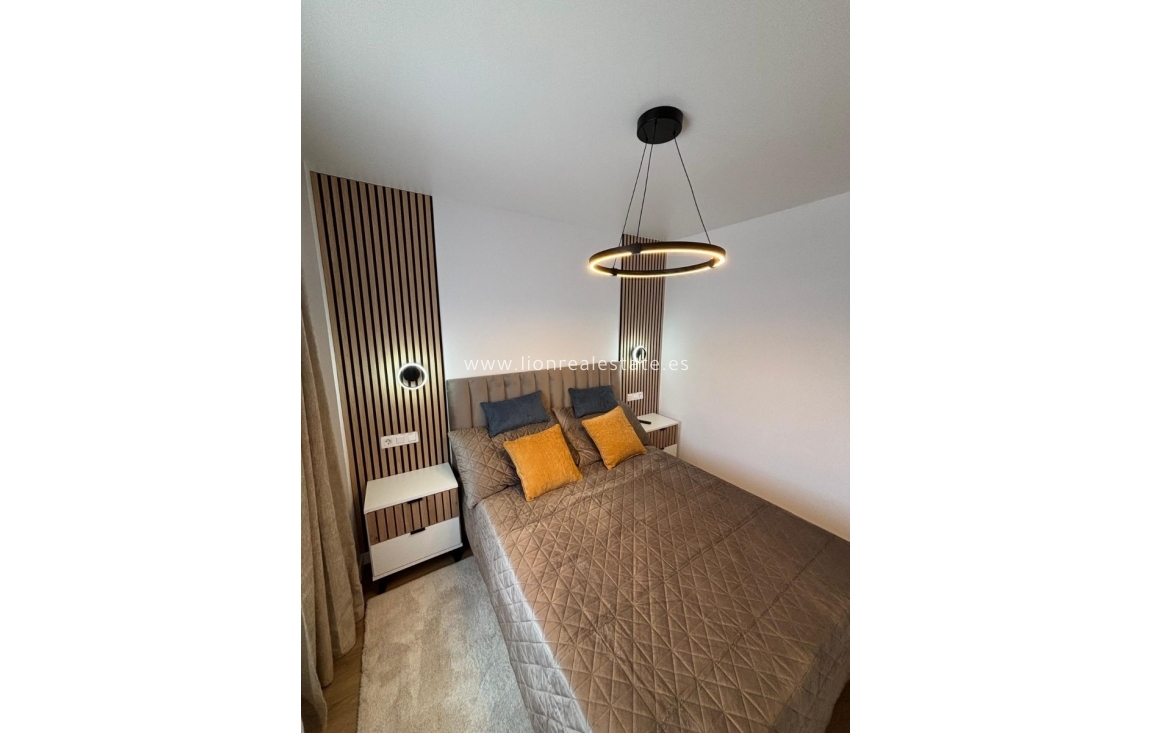 Reventa - Apartamento / piso - Torrevieja - Nueva Torrevieja - Aguas Nuevas