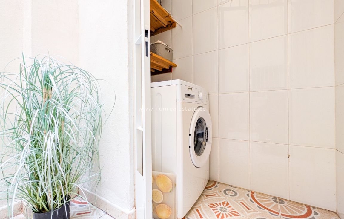 Reventa - Apartamento / piso - Torrevieja - Parque de las Naciones