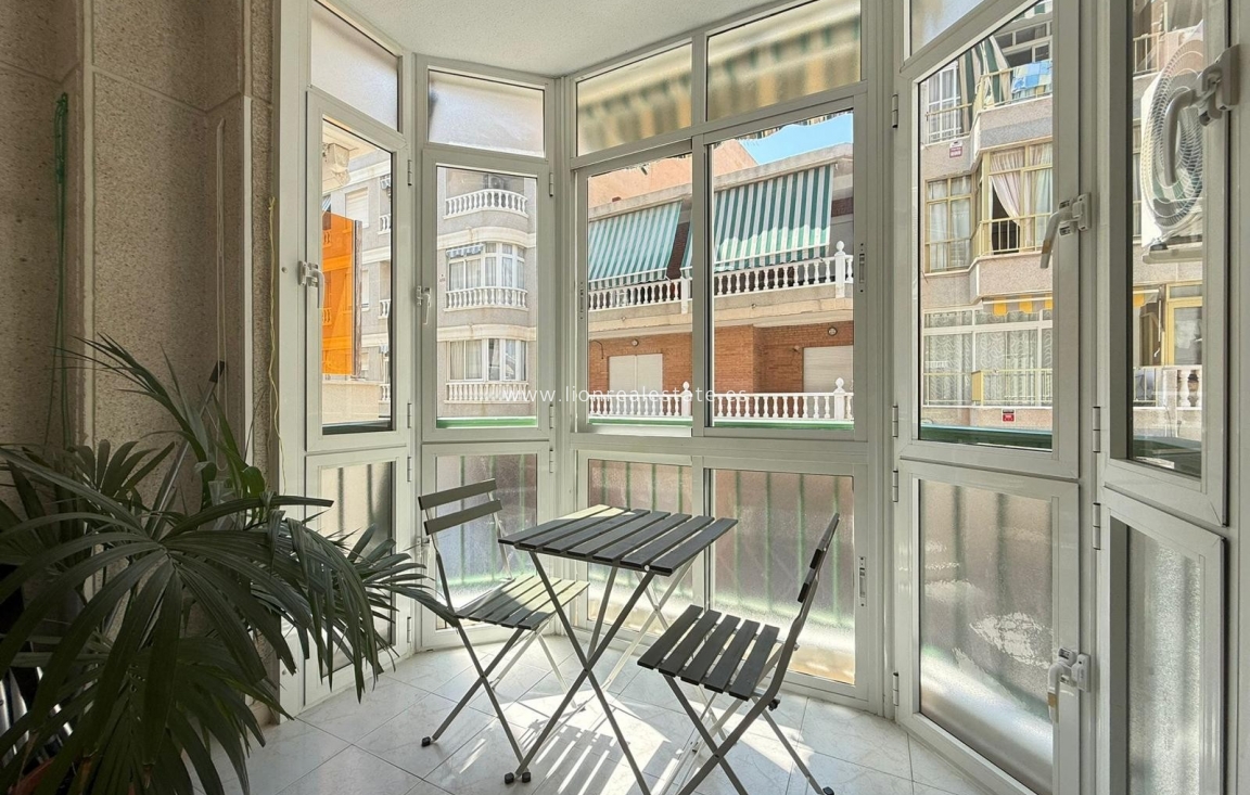 Reventa - Apartamento / piso - Torrevieja - Playa de los Locos