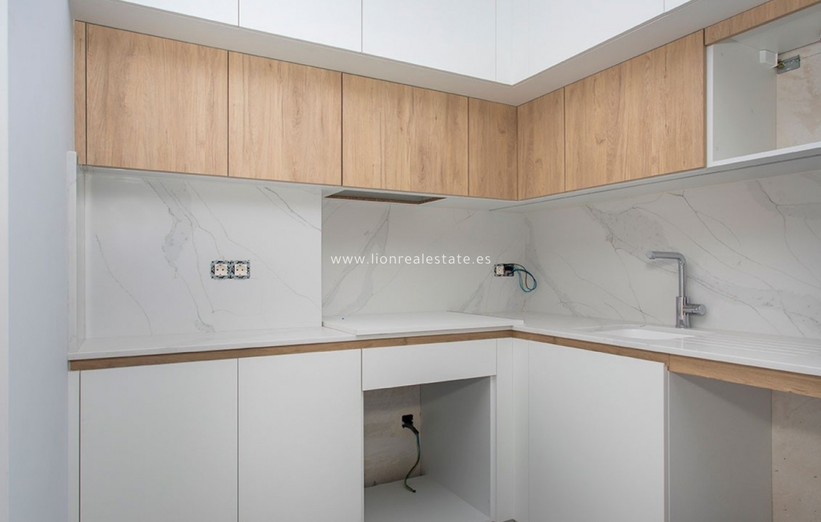 Reventa - Apartamento / piso - Torrevieja - Playa del Cura