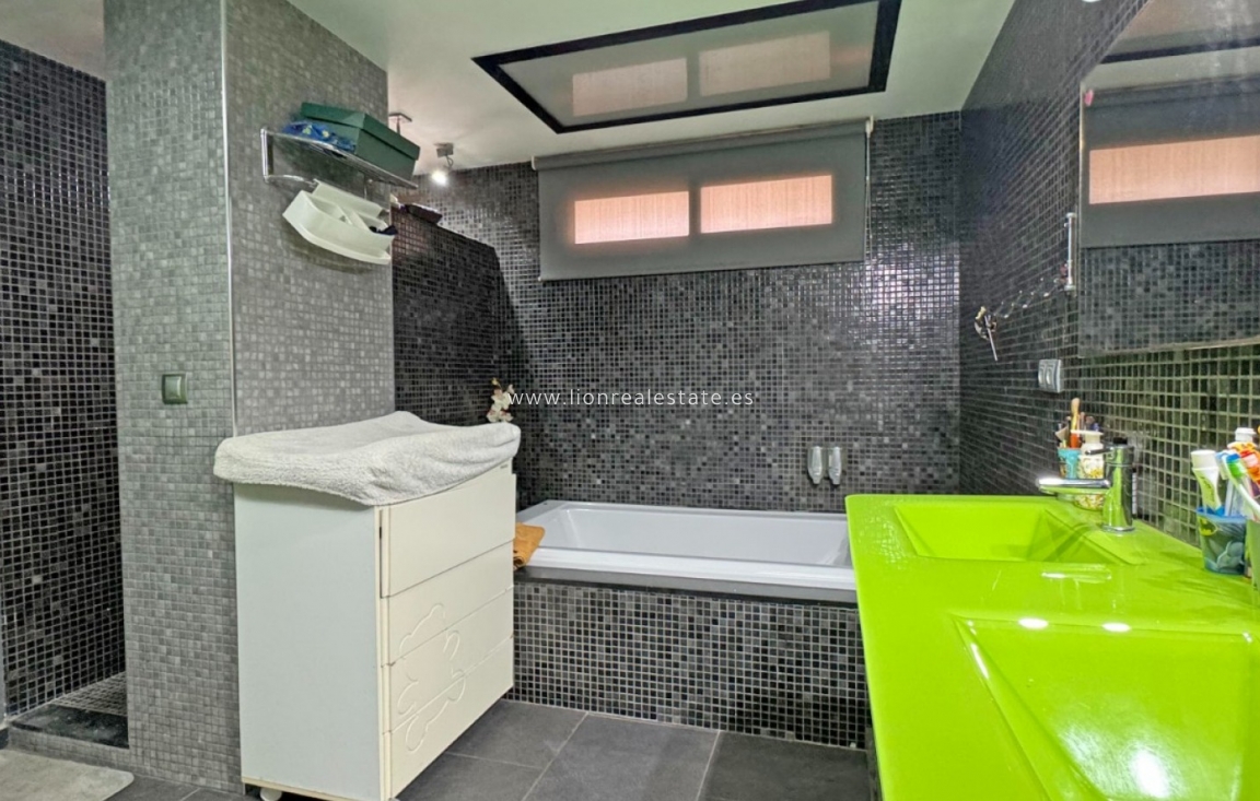 Reventa - Apartamento / piso - Torrevieja - Playa del Cura