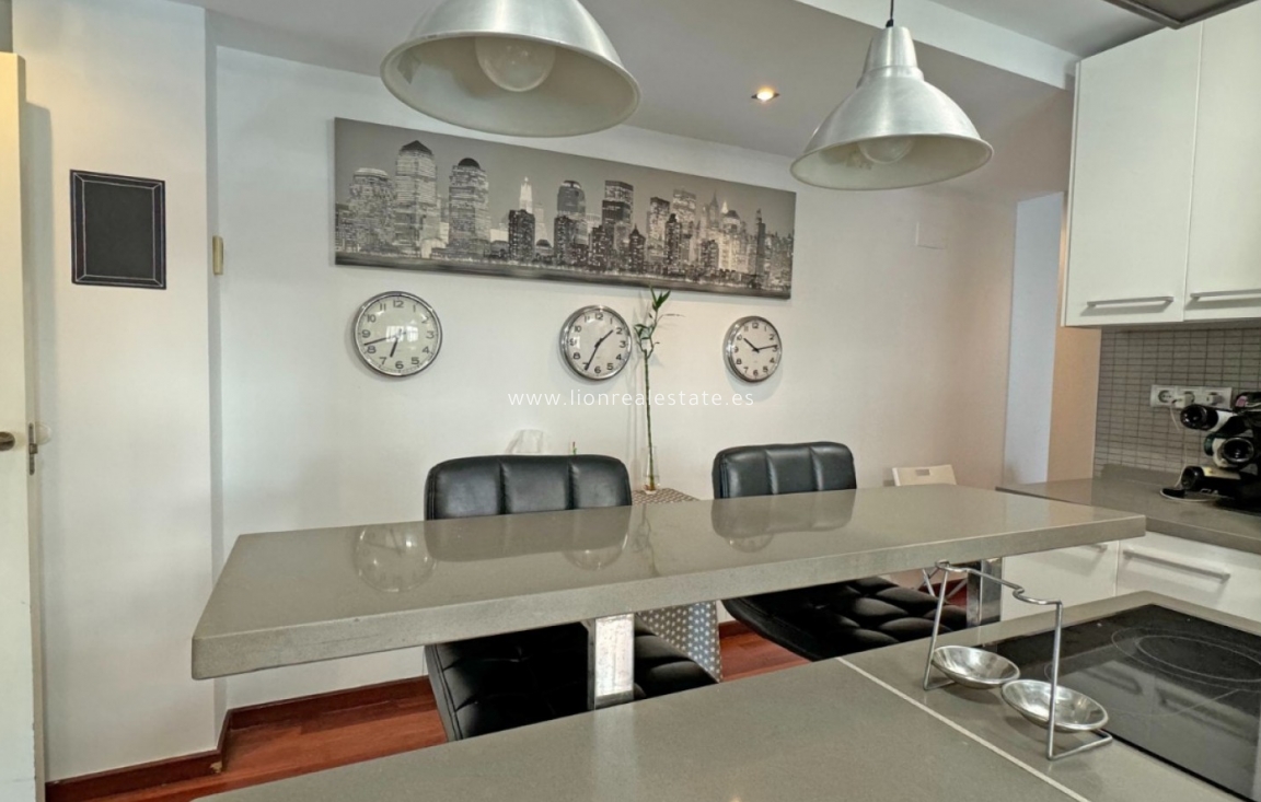 Reventa - Apartamento / piso - Torrevieja - Playa del Cura