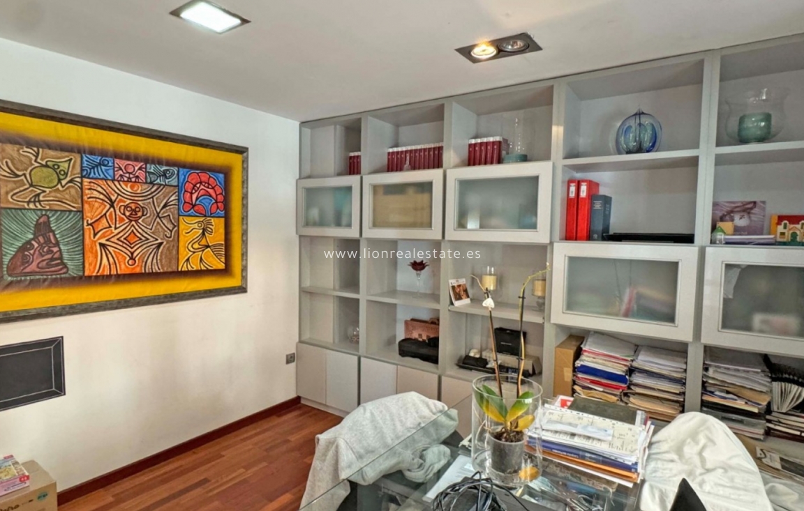 Reventa - Apartamento / piso - Torrevieja - Playa del Cura