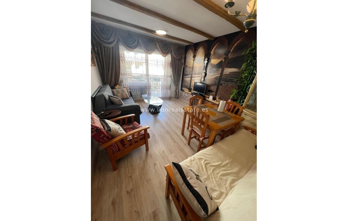 Reventa - Apartamento / piso - Torrevieja - Playa del cura