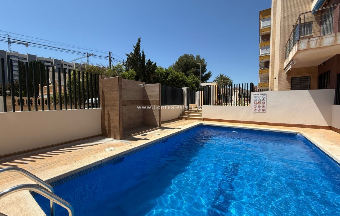 Reventa - Apartamento / piso - Torrevieja - Punta Prima