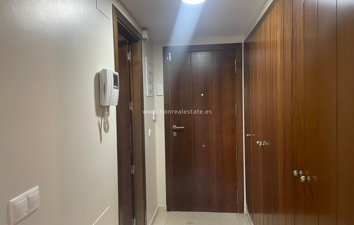 Reventa - Apartamento / piso - Torrevieja - Punta Prima