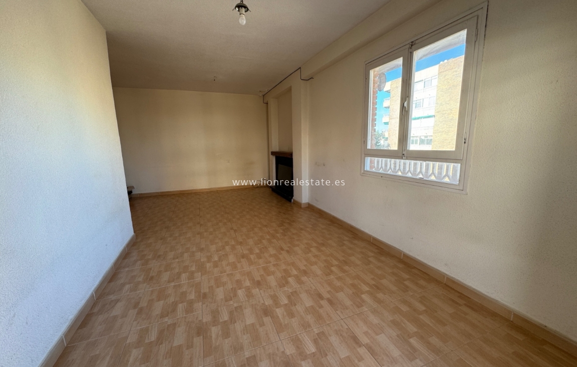 Reventa - Apartamento / piso - Torrevieja - Punta Prima