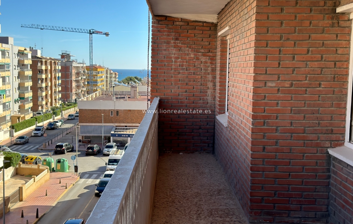 Reventa - Apartamento / piso - Torrevieja - Punta Prima