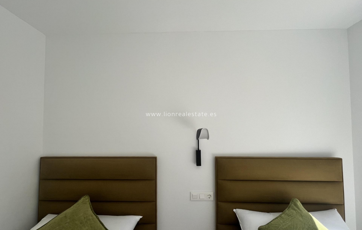 Reventa - Apartamento / piso - Torrevieja - Torreblanca