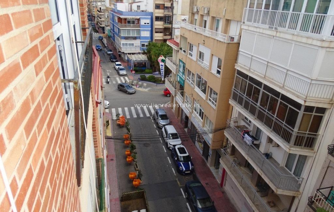 Reventa - Apartamento / piso - Torrevieja - torrevieja