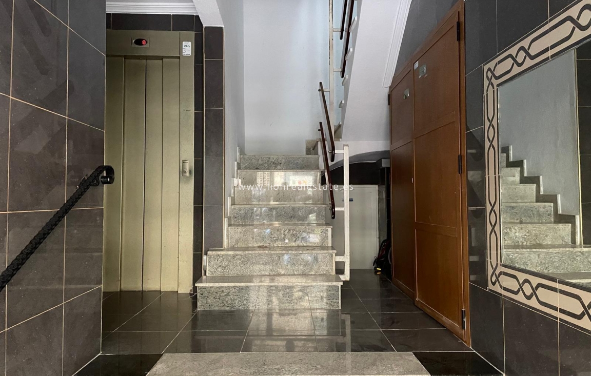 Reventa - Apartamento / piso - Torrevieja - torrevieja