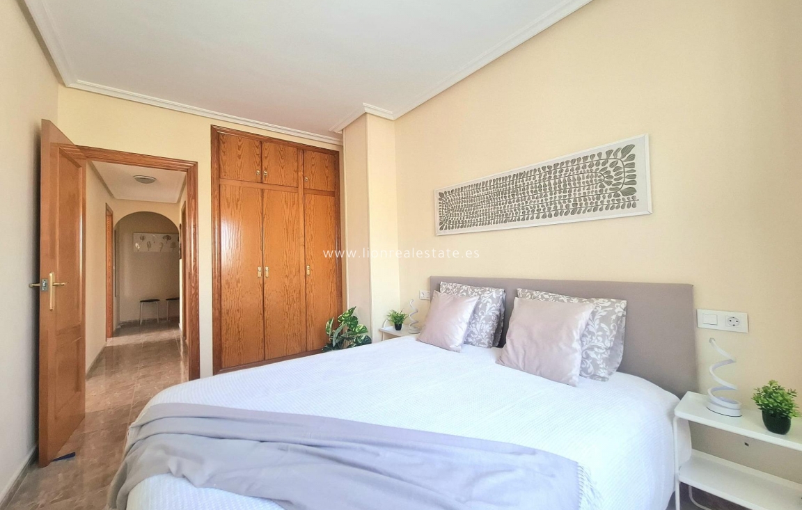 Reventa - Apartamento / piso - Torrevieja - torrevieja