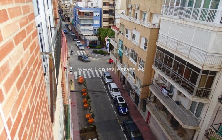 Reventa - Apartamento / piso - Torrevieja