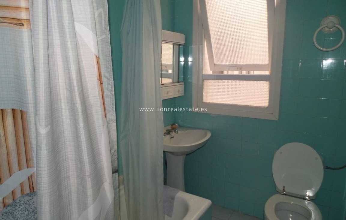 Reventa - Apartamento / piso - Torrevieja