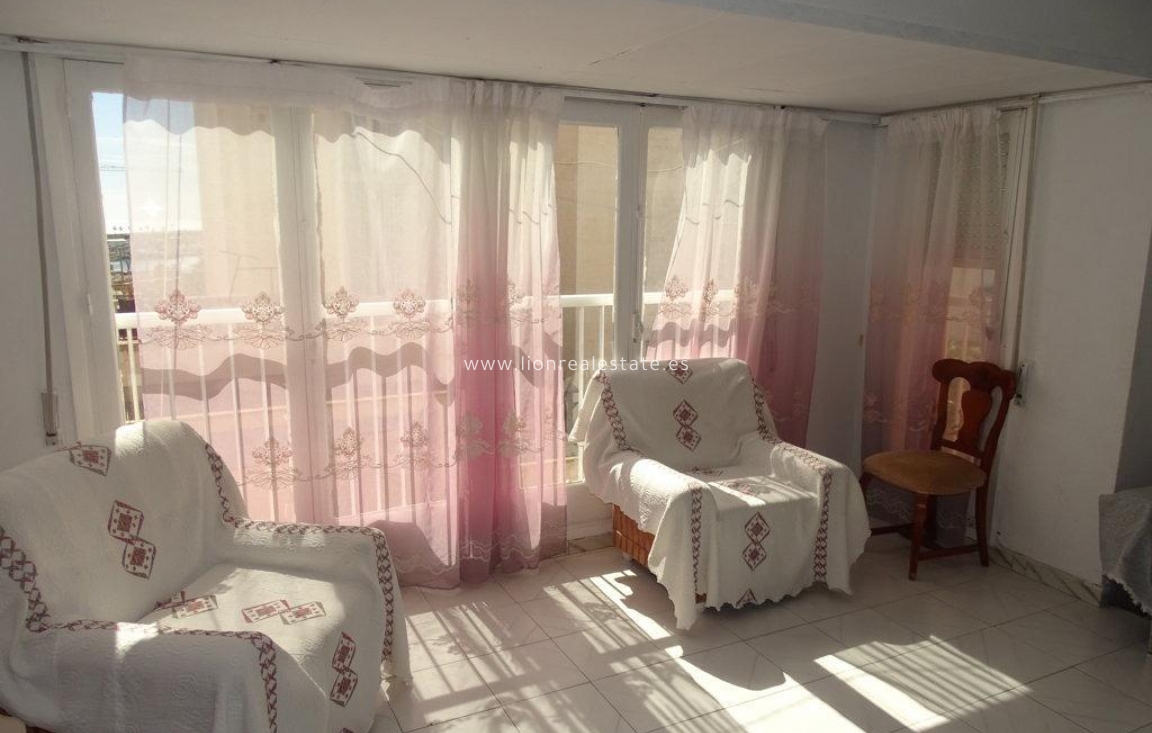 Reventa - Apartamento / piso - Torrevieja