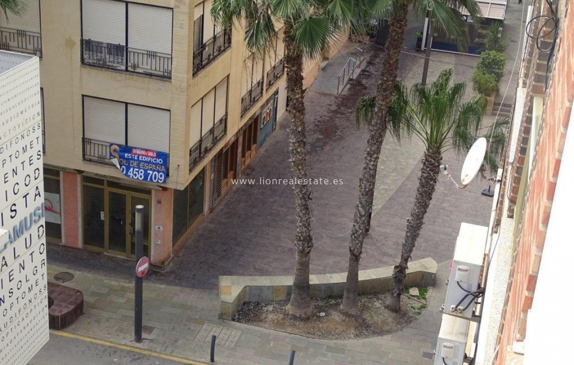 Reventa - Apartamento / piso - Torrevieja