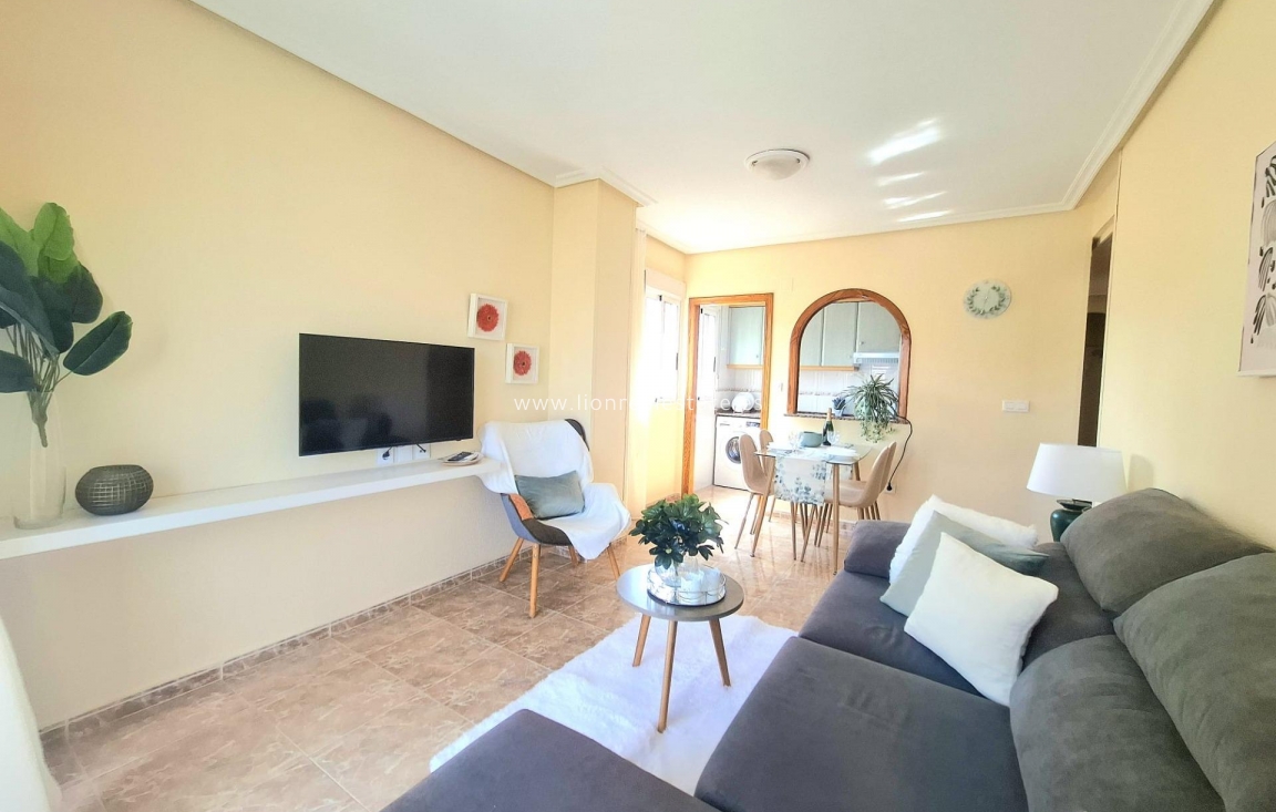 Reventa - Apartamento / piso - Torrevieja