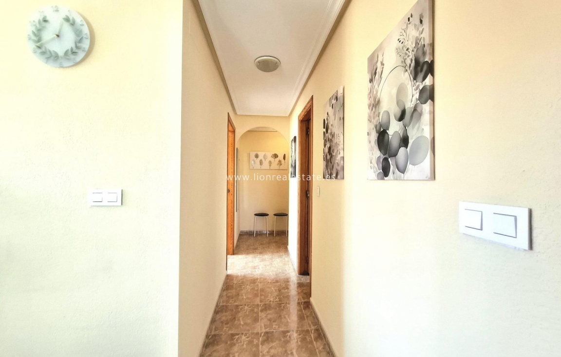 Reventa - Apartamento / piso - Torrevieja