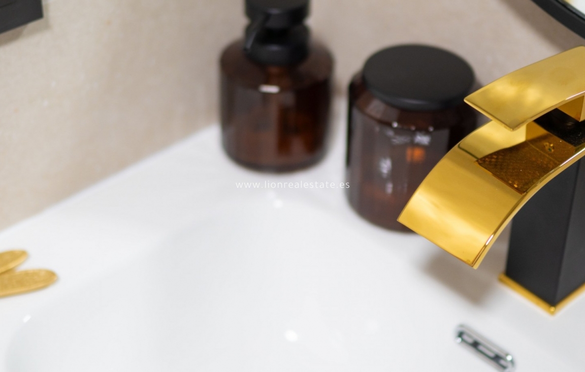 Reventa - Apartamento / piso - Torrevieja