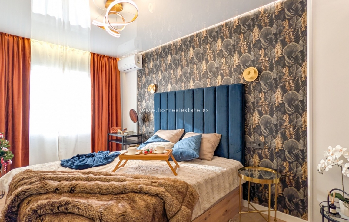 Reventa - Apartamento / piso - Torrevieja