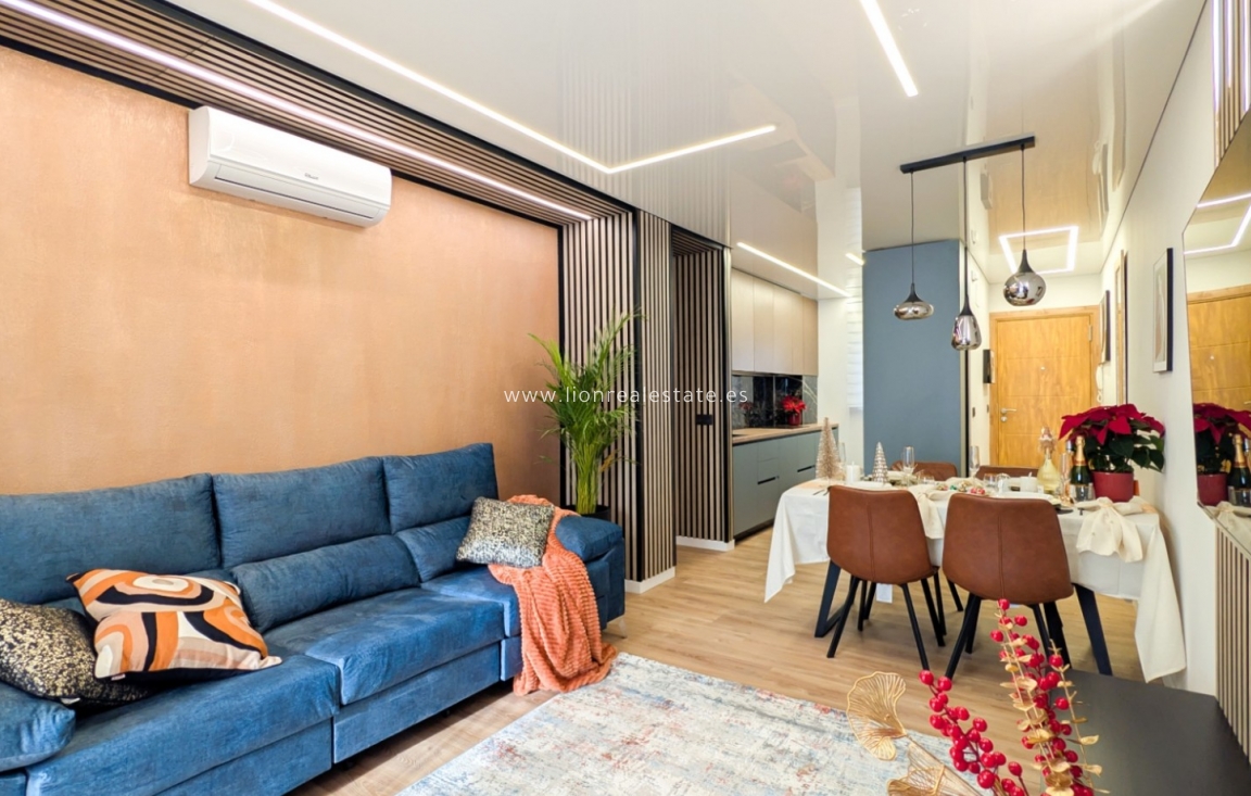 Reventa - Apartamento / piso - Torrevieja