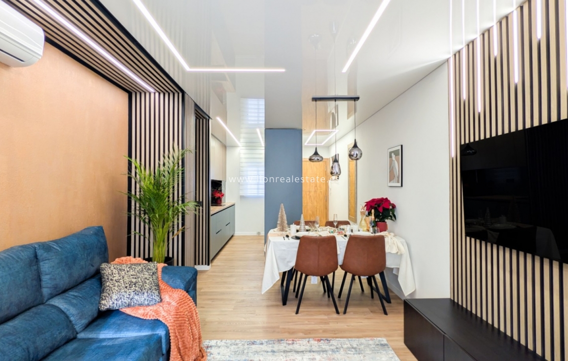 Reventa - Apartamento / piso - Torrevieja