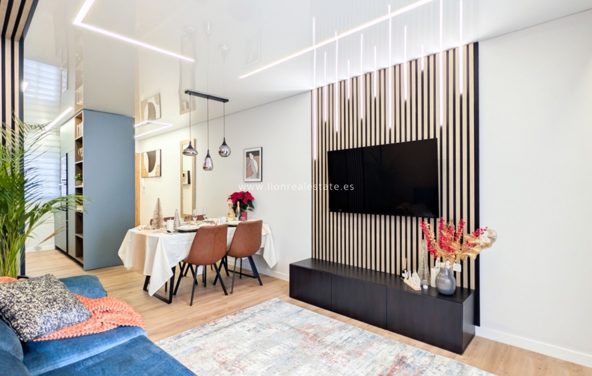 Reventa - Apartamento / piso - Torrevieja