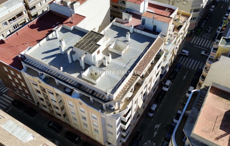 Reventa - Apartamento / piso - Torrevieja