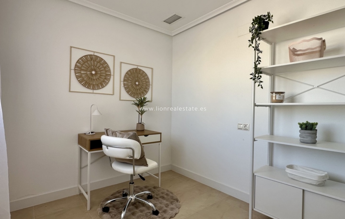 Reventa - Apartamento / piso - Torrevieja