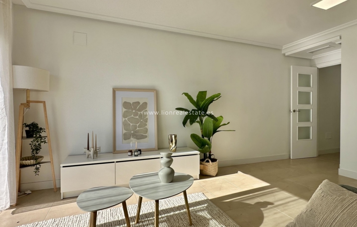 Reventa - Apartamento / piso - Torrevieja