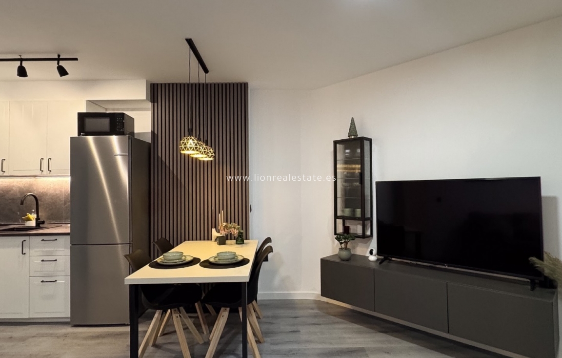 Reventa - Apartamento / piso - Torrevieja