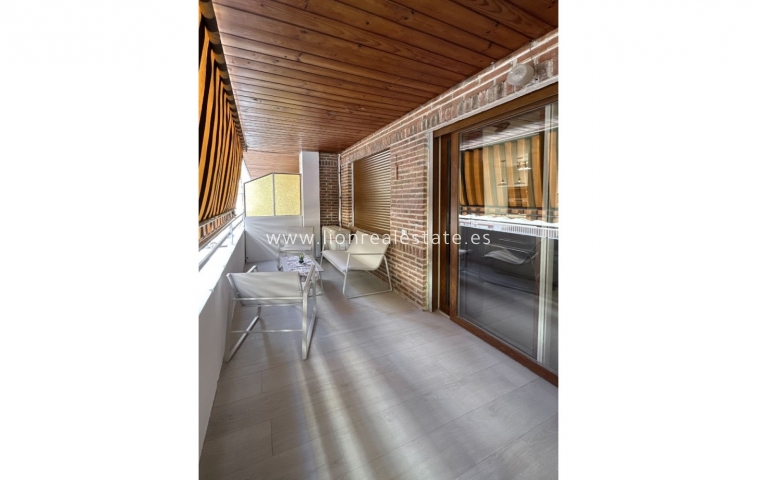 Reventa - Apartamento / piso - Torrevieja