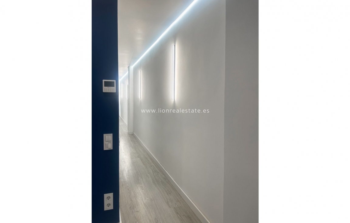 Reventa - Apartamento / piso - Torrevieja