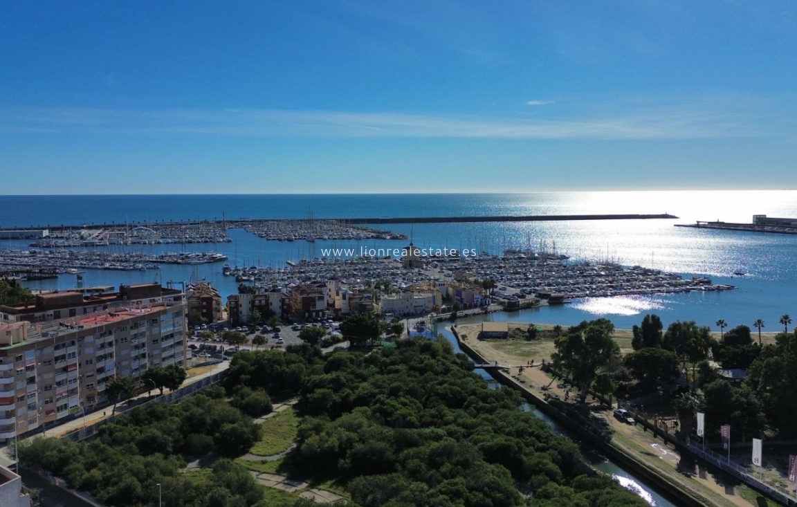Reventa - Apartamento / piso - Torrevieja