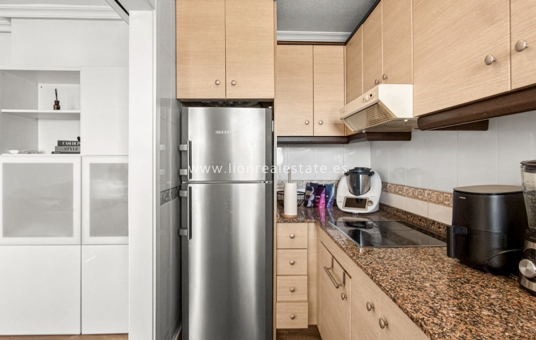 Reventa - Apartamento / piso - Torrevieja